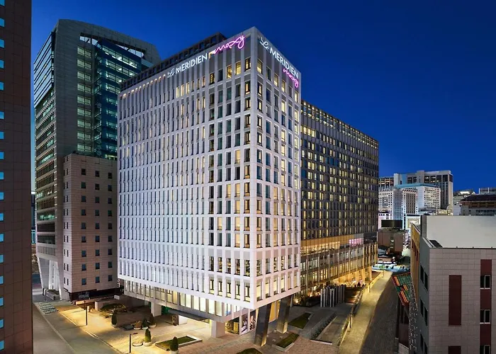 Hotel Moxy Myeongdong Seul