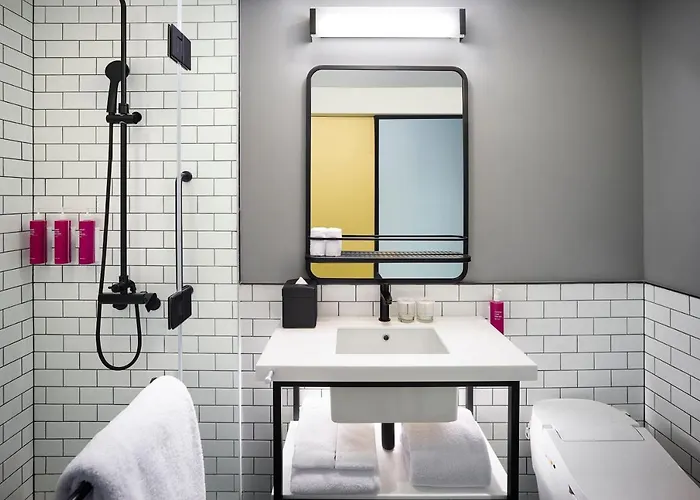 Hotel Moxy Myeongdong