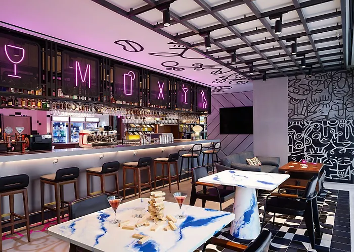 Hotel Moxy Myeongdong Seul