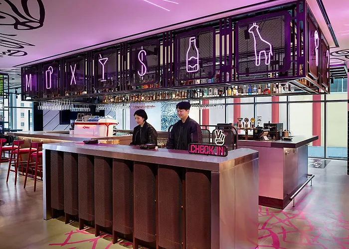 Hotel Moxy Myeongdong Seul
