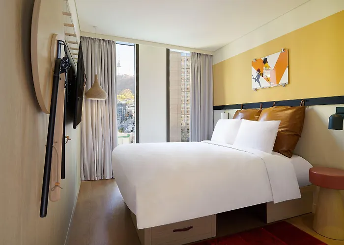 Hotel Moxy Myeongdong Seul