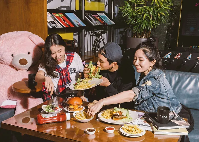 Moxy Myeongdong 3*