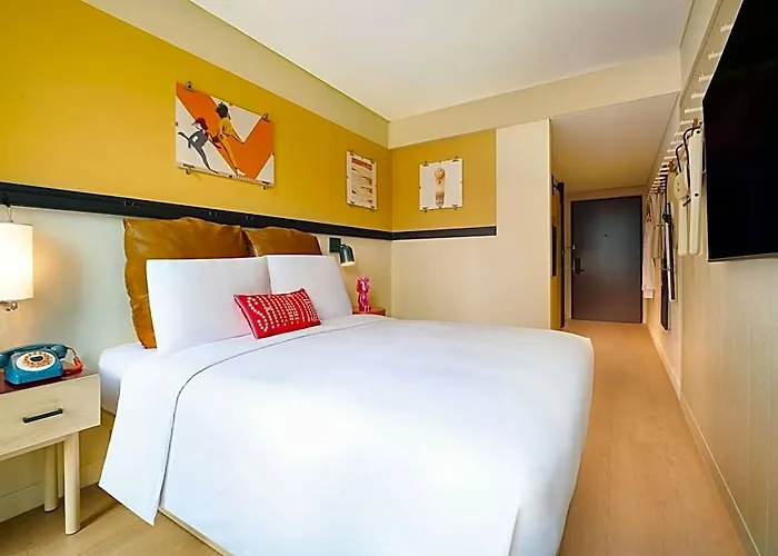 Moxy Myeongdong 3*